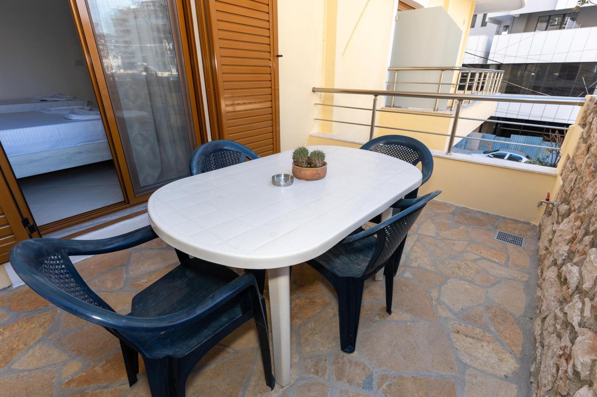 Sheme'S Apartments Sarande Exterior photo